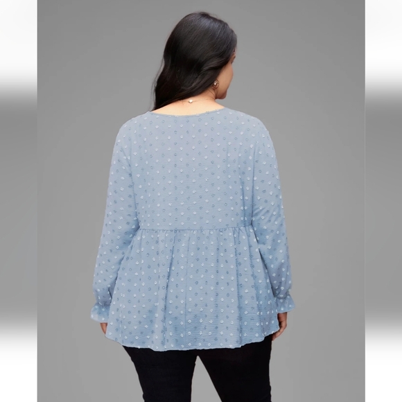 NWT- Bloomchic Women's Blue Texrured Long Sleeve Top-5X - Picture 2 of 5